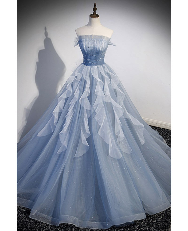 Dolce ed elegante abito da ballo a maniche lunghe con spalle scoperte, paillettes blu cielo, stile principessa/a trapezio, senza spalline, schiena scoperta, spalline e lunghezza al suolo.
